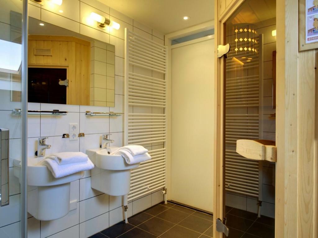 Landal Hoog Vaals Hotell Exteriör bild